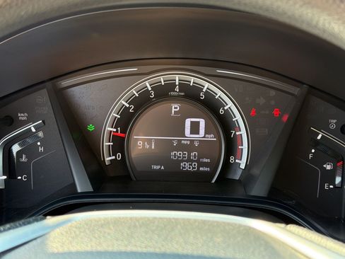 Used 2019 Honda CR-V LX image 18