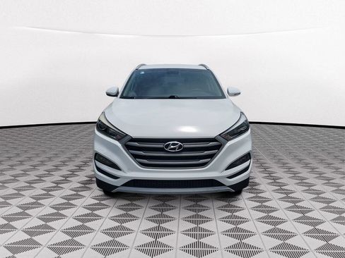 Used 2017 Hyundai Tucson Sport FWD image 2