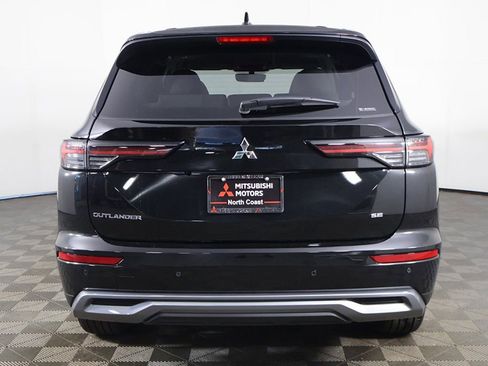 New 2025 Mitsubishi Outlander SE AWD/4WD image 15