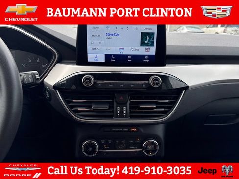 Used 2020 Ford Escape SE FWD image 18