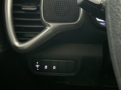 Used 2025 Kia Soul LX FWD image 22