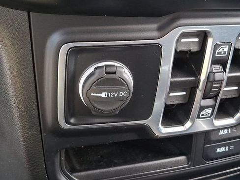 Used 2022 Jeep Wrangler Unlimited Sport AWD/4WD image 26
