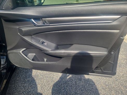 Used 2020 Honda Accord Sport image 34
