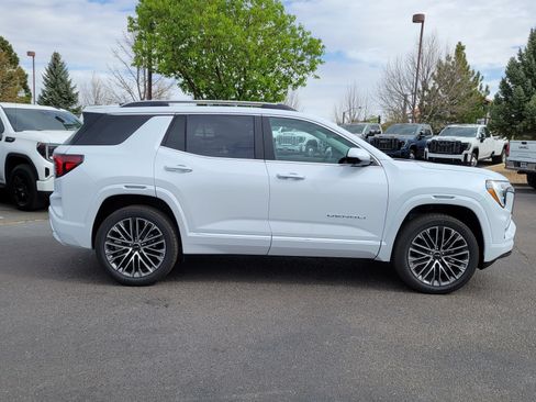 New 2026 GMC Terrain Denali AWD/4WD image 2