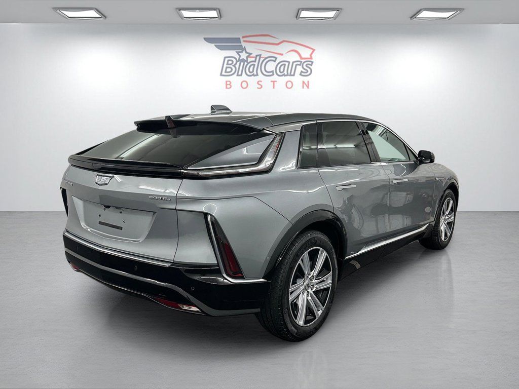 Used 2024 Cadillac Lyriq Tech w/ Driver Assist Package AWD/4WD image 4