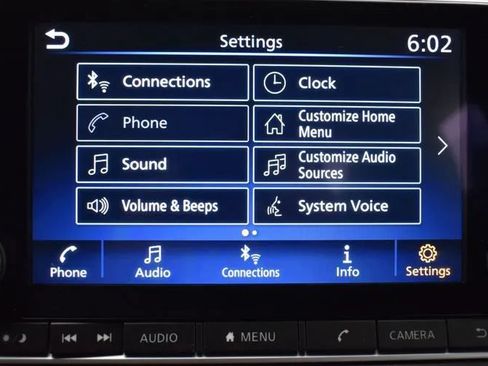 Used 2024 Nissan Sentra SV FWD image 29