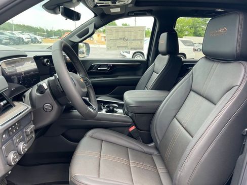 New 2026 Chevrolet Tahoe High Country RWD image 6