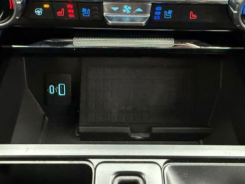 Used 2022 Ford F150 Lariat w/ Equipment Group 502A High image 27