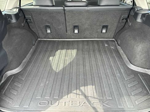 Used 2019 Subaru Outback 2.5i Limited AWD/4WD image 21