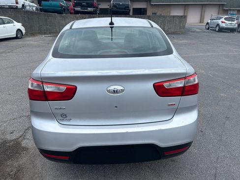 Used 2013 Kia Rio LX FWD image 7