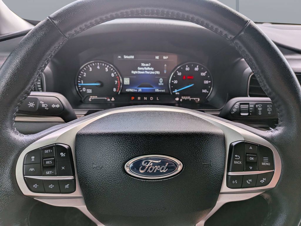 Used 2024 Ford Explorer Limited RWD image 38
