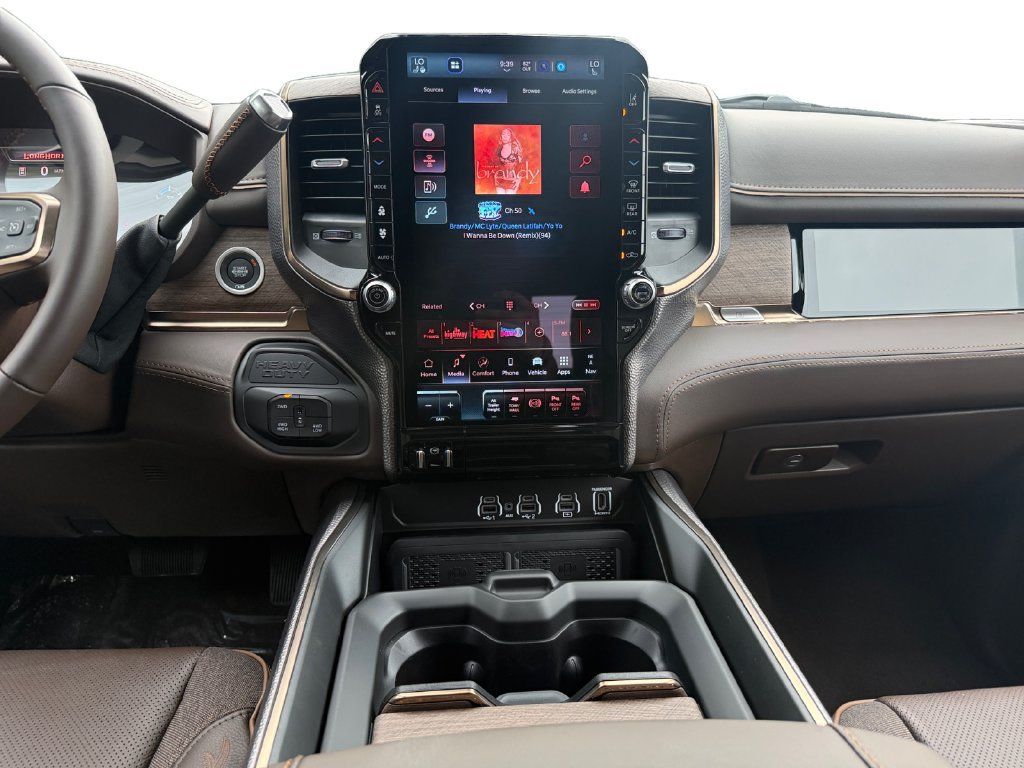New 2027 RAM 3500 Limited AWD/4WD image 11