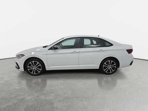 Certified 2025 Volkswagen Jetta Sport image 6