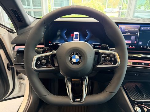 New 2027 BMW 530i xDrive w/ M Sport Package AWD/4WD image 9