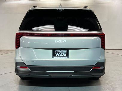 Used 2025 Kia Carnival SX Prestige