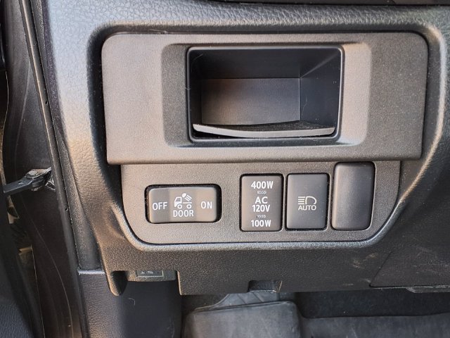 Used 2019 Toyota Tacoma TRD Off-Road AWD/4WD image 22