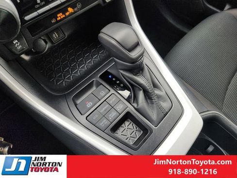 Used 2025 Toyota RAV4 LE image 21