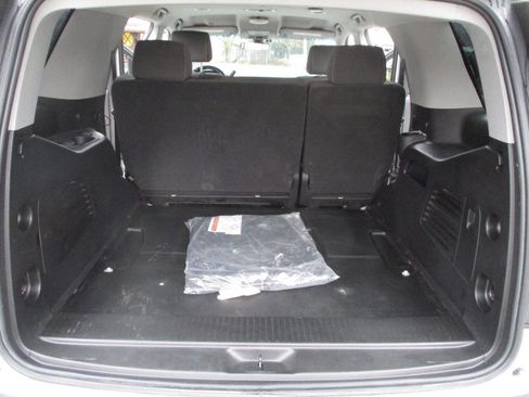 Used 2020 Chevrolet Tahoe 4WD image 24