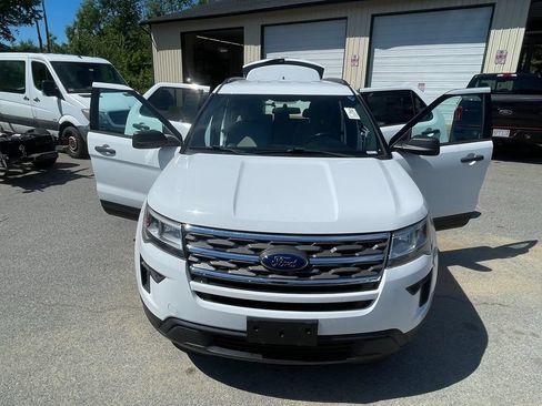 Used 2018 Ford Explorer 4WD w/ Class II Trailer Tow Package image 30