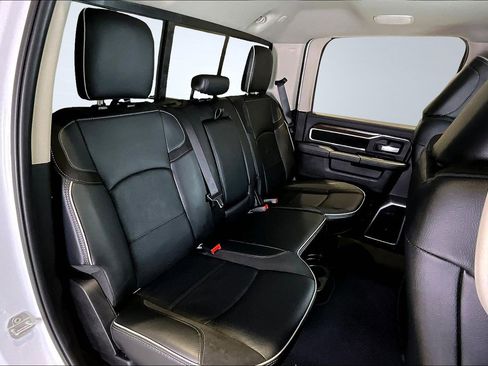 Used 2024 RAM 2500 Laramie image 25