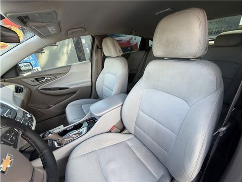 Used 2018 Chevrolet Malibu LS image 17