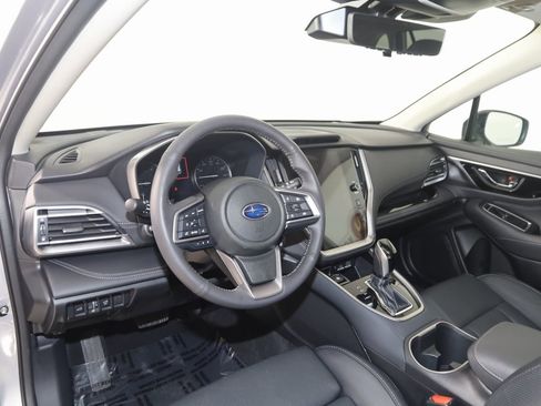 Used 2025 Subaru Outback Touring XT image 28