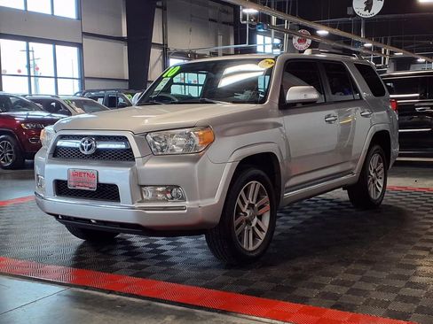 Used 2010 Toyota 4Runner Limited image 3