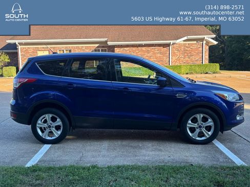 Used 2015 Ford Escape SE image 4