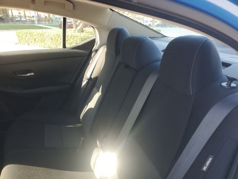 Used 2021 Nissan Sentra SV image 16