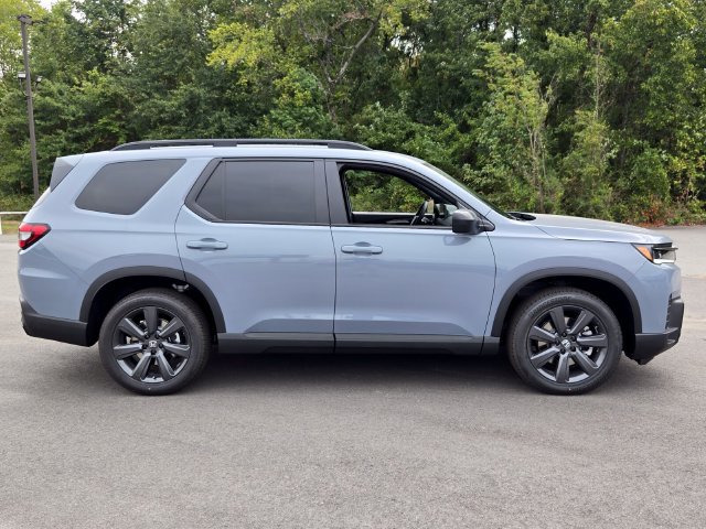 New 2026 Honda Pilot Sport image 2