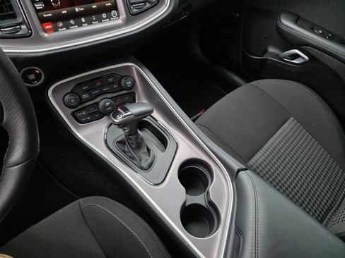 Used 2022 Dodge Challenger R/T Scat Pack w/ Driver Convenience Group image 19