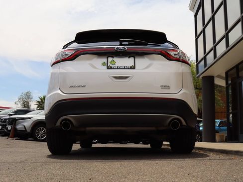 Used 2018 Ford Edge SEL w/ Equipment Group 201A FWD image 12