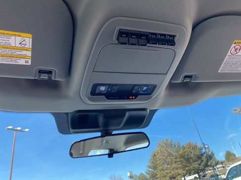 New 2026 Ford F250 4x4 Crew Cab Super Duty image 11