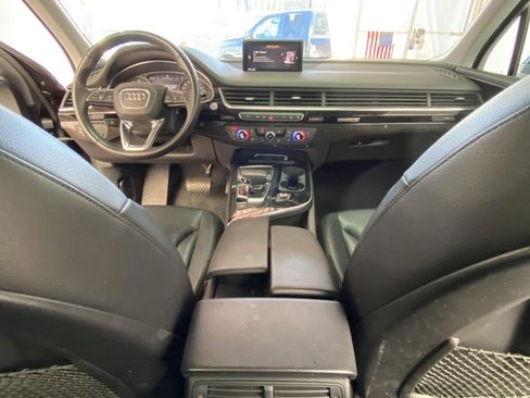 Used 2019 Audi Q7 3.0T Premium w/ Convenience Package AWD/4WD image 15