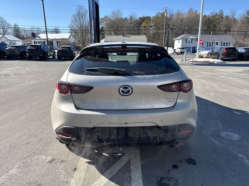 New 2026 MAZDA MAZDA3 Hatchback w/Premium Plus Pkg image 4