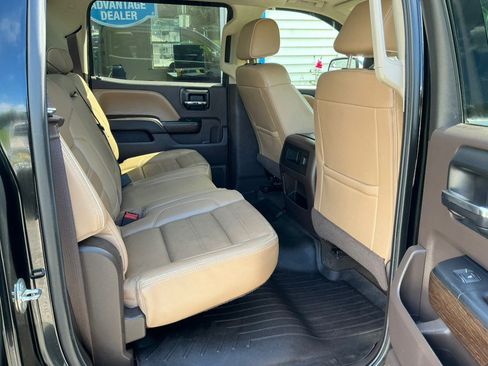 Used 2017 GMC Sierra 1500 Denali w/ Denali Ultimate Package AWD/4WD image 26