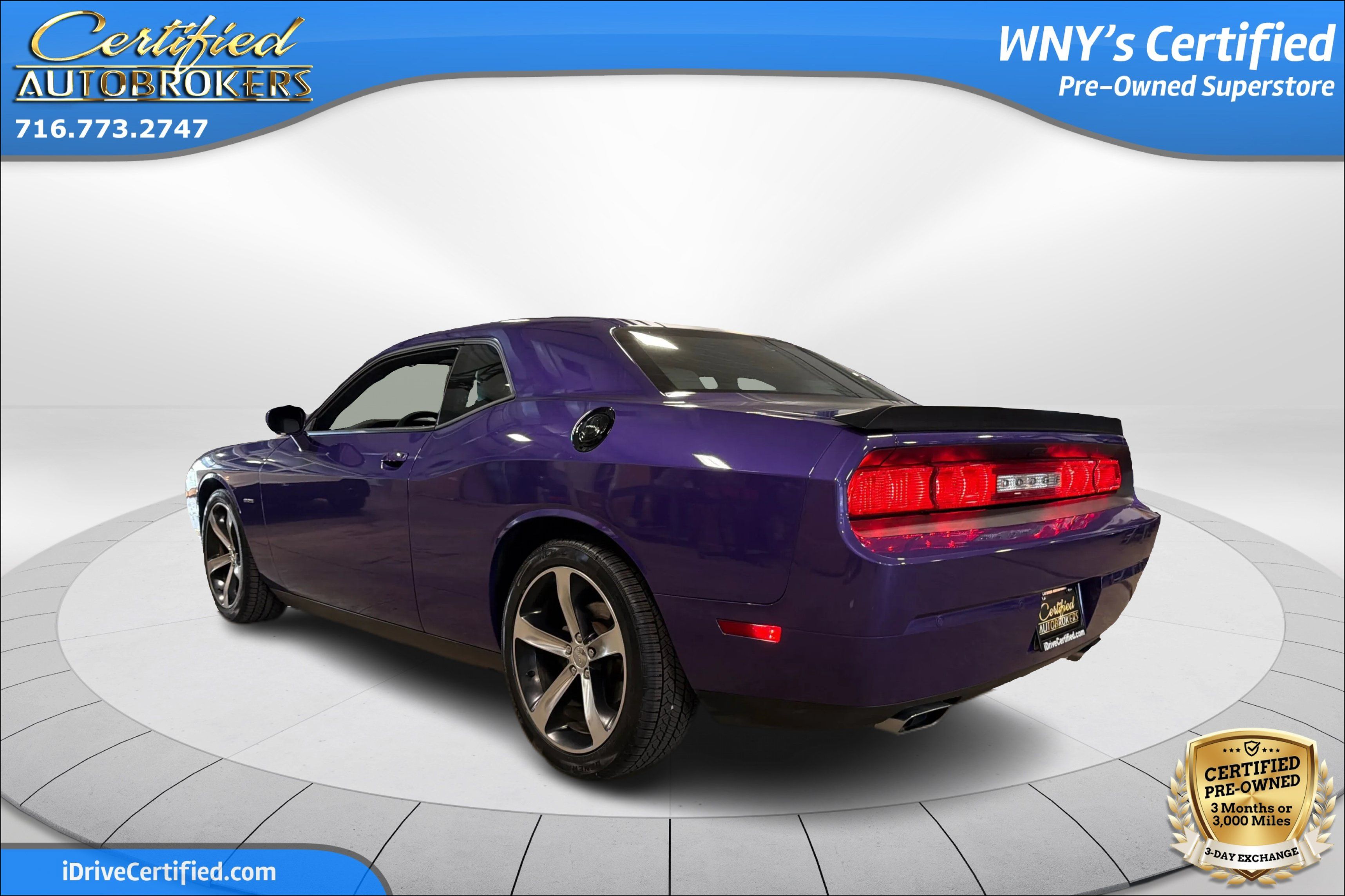 Used 2014 Dodge Challenger R/T RWD image 8