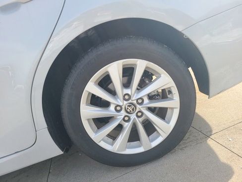 Used 2024 Toyota Camry LE image 11