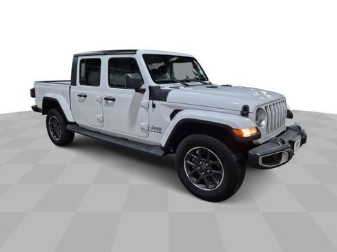 Used 2021 Jeep Gladiator Overland w/ Popular Equipment Package AWD/4WD image 2