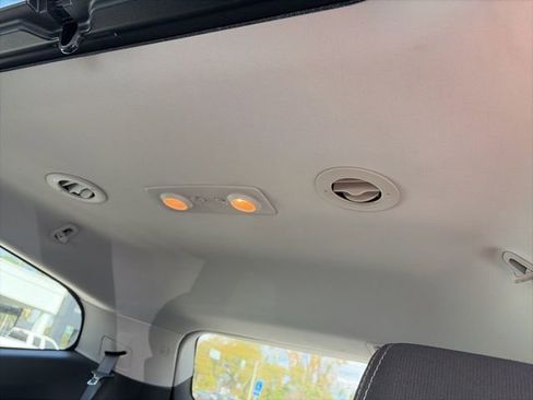 Used 2015 Chevrolet Traverse LT w/ LPO, 'HIT The Road' Package image 17