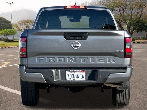 Certified 2025 Nissan Frontier SV AWD/4WD image 5