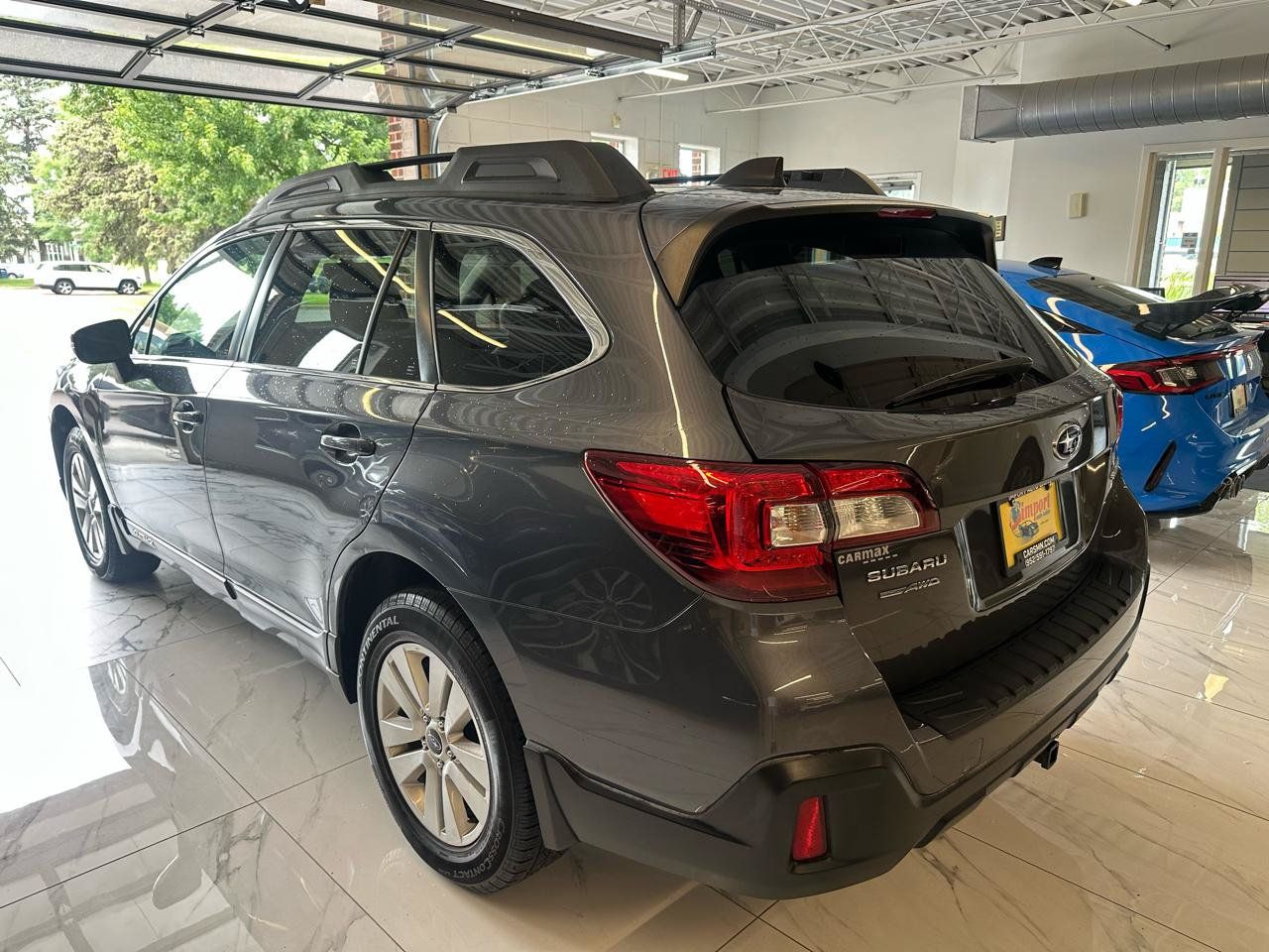 Used 2019 Subaru Outback 2.5i Premium w/ Popular Package #2 AWD/4WD image 5