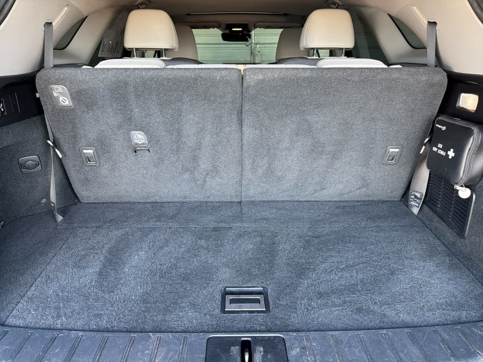 Used 2019 Lexus RX 450hL Premium w/ Premium Package AWD/4WD image 16