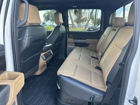 Used 2023 Ford F150 Lariat w/ Equipment Group 502A High image 31