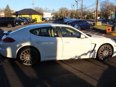 Used 2015 Porsche Panamera 4 AWD/4WD image 26