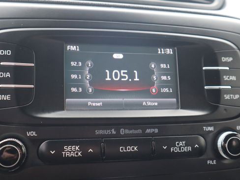 Used 2016 Kia Soul + image 57