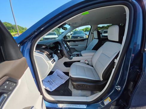 Used 2026 GMC Acadia Denali w/ Super Cruise Package AWD/4WD image 30