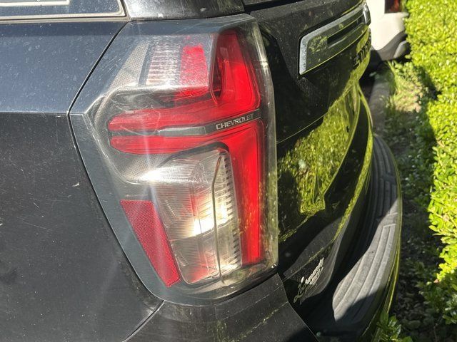 Used 2023 Chevrolet Suburban LT AWD/4WD image 8