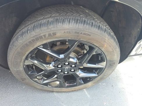 Used 2024 Chevrolet Traverse RS AWD/4WD image 10