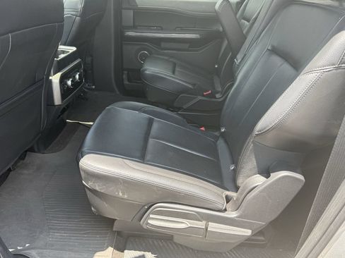Used 2021 Ford Expedition Max XLT RWD image 23
